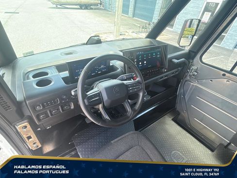 Used 2024 Chevrolet Brightdrop 600 w/ Commercial Equipment Package AWD/4WD image 14