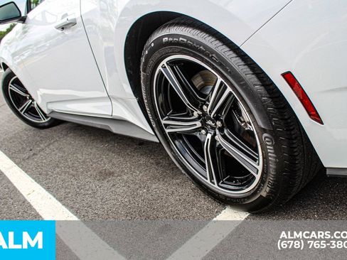 Used 2025 Ford Mustang Premium RWD image 15