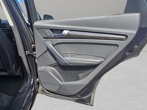 Used 2019 Audi Q5 2.0T Premium Plus AWD/4WD image 25