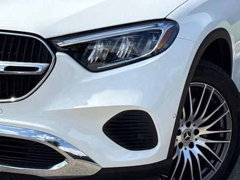 Used 2026 Mercedes-Benz GLC 300 image 3