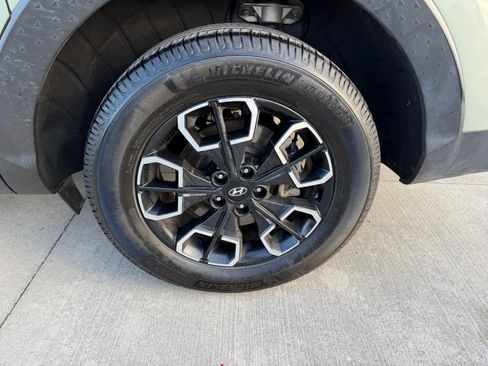 Used 2023 Hyundai Santa Cruz SE image 11