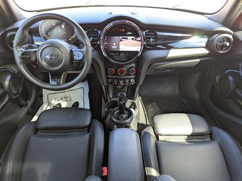 Used 2022 MINI Cooper S w/ Premium Package image 11