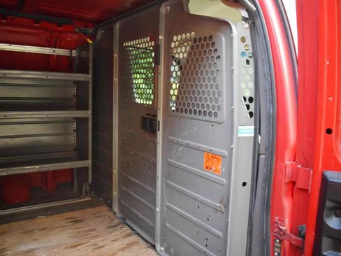 Used 2020 Chevrolet Express 2500 RWD image 26