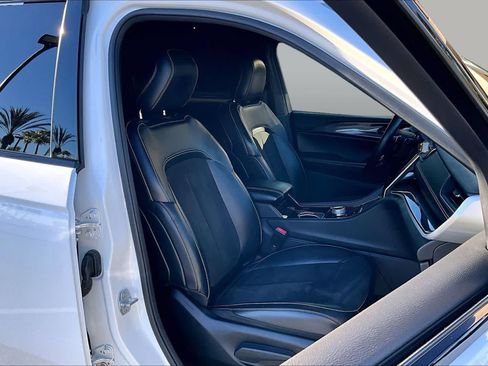 Used 2021 Jeep Grand Cherokee L Laredo AWD/4WD image 8