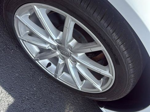 Used 2015 Audi A4 2.0T Premium w/ Audi MMI Navigation FWD image 9