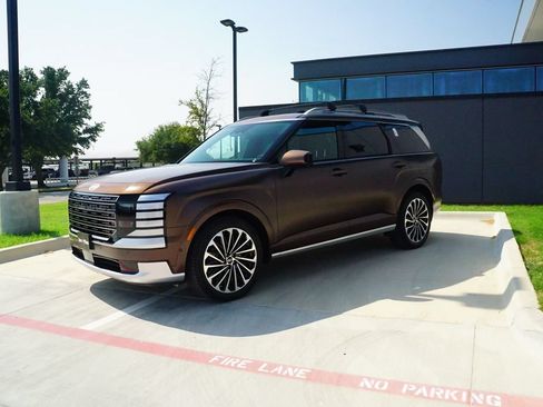 New 2026 Hyundai Palisade Calligraphy FWD image 4