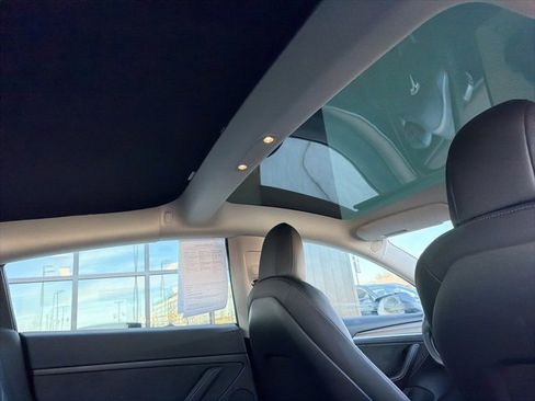 Used 2022 Tesla Model 3 Long Range image 15