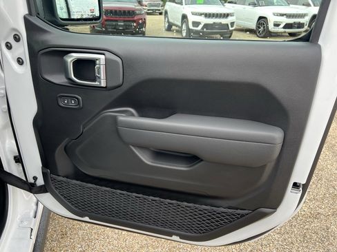 New 2026 Jeep Wrangler Willys image 15