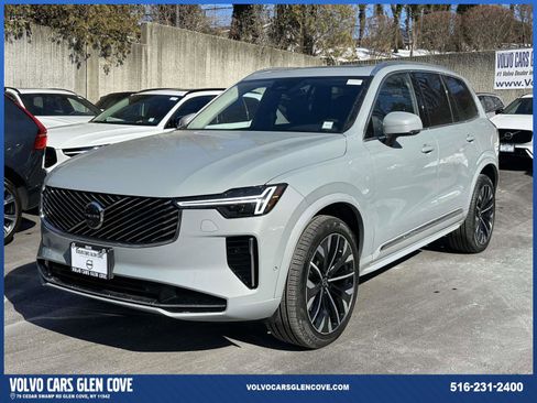 Used 2026 Volvo XC90 B6 Plus w/ Protection Package Premier image 7