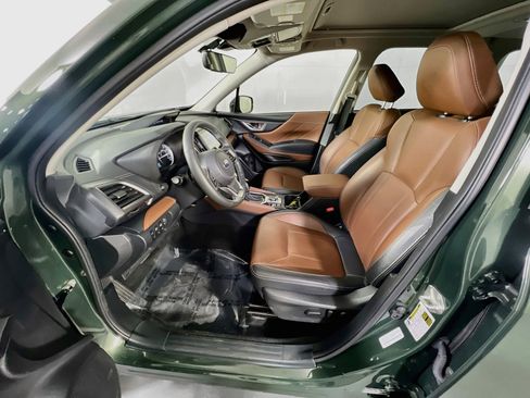 Used 2023 Subaru Forester Touring image 21