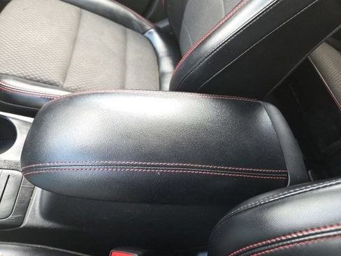 Used 2024 Ford Escape ST-Line Select AWD/4WD image 33