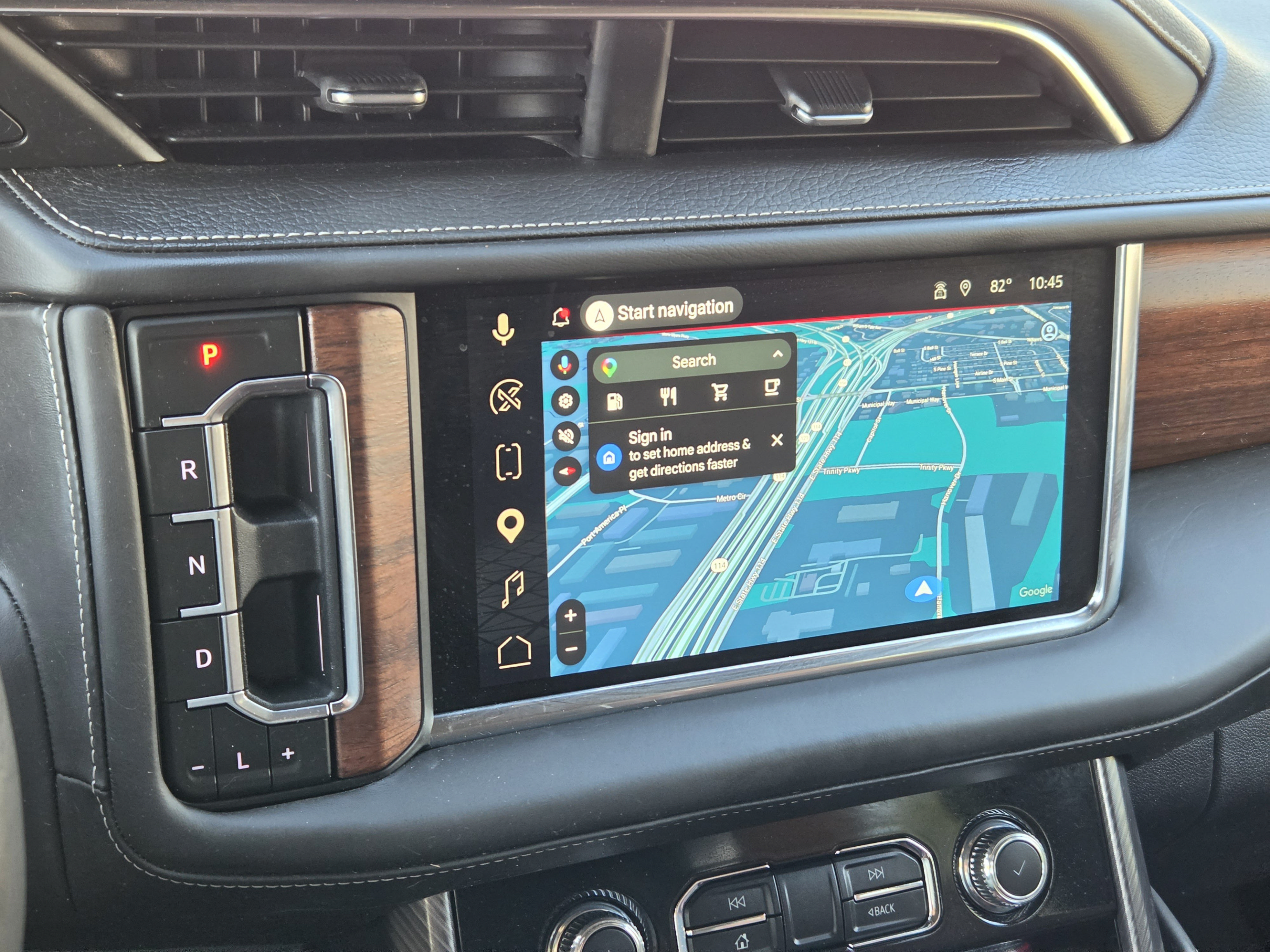 Used 2024 GMC Yukon XL Denali Ultimate AWD/4WD image 9