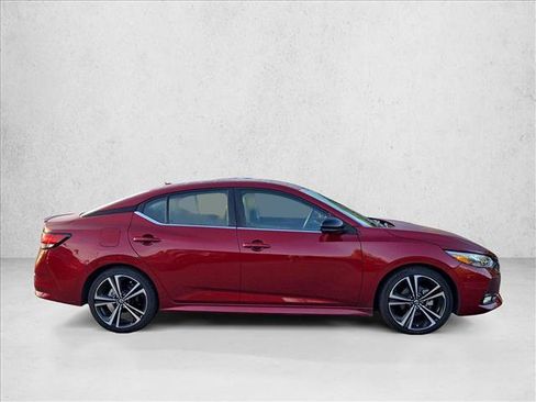 Used 2022 Nissan Sentra SR FWD image 4