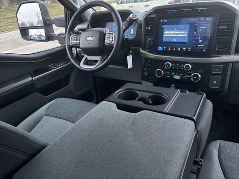 Used 2024 Ford F150 XLT w/ Tow/Haul Package image 27