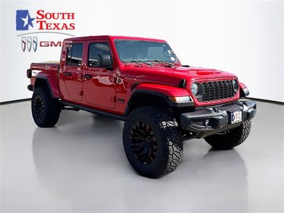 Used 2025 Jeep Gladiator Nighthawk