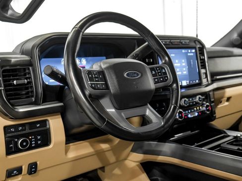 Used 2024 Ford F250 Lariat w/ Sport Appearance Package AWD/4WD image 14