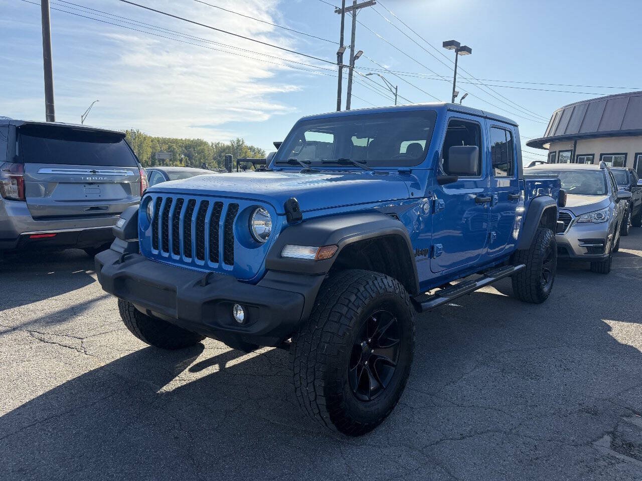 Used 2020 Jeep Gladiator Sport w/ Quick Order Package 24S AWD/4WD image 3