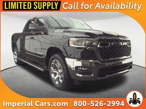 Used 2025 RAM 1500 Big Horn AWD/4WD image 1