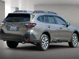 Used 2022 Subaru Outback Premium image 4