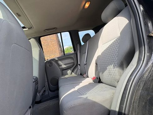 Used 2006 Jeep Liberty Sport AWD/4WD image 21