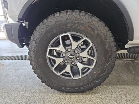 Used 2023 Ford Bronco Badlands AWD/4WD image 25