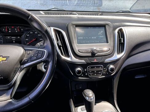 Used 2018 Chevrolet Equinox LT AWD/4WD image 5