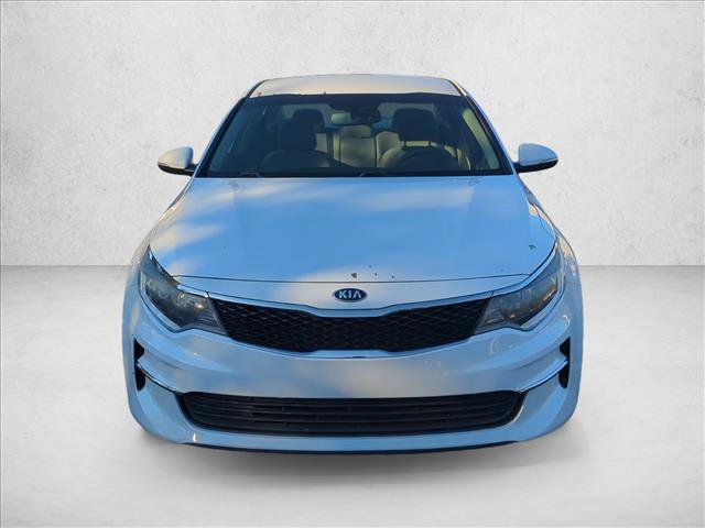 Used 2017 Kia Optima LX FWD image 2