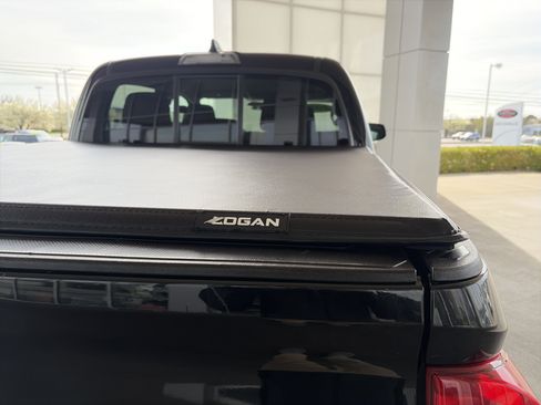 Certified 2020 Toyota Tacoma SR image 10