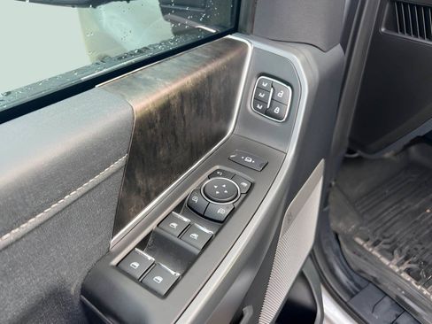 Used 2023 Ford F250 Lariat w/ Lariat Ultimate Package image 20