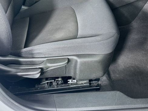 Used 2023 Chevrolet Malibu LT image 23