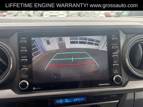 Used 2022 Toyota Tacoma TRD Sport AWD/4WD image 22