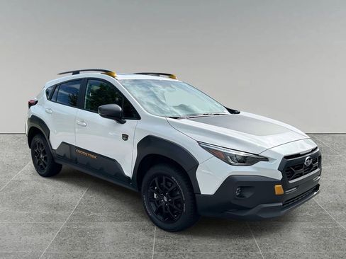 Used 2024 Subaru Crosstrek 2.5i Wilderness AWD/4WD image 7