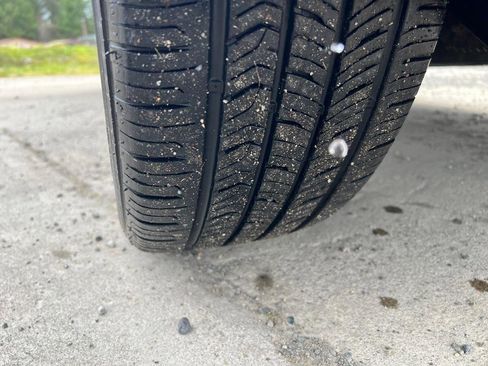 Used 2016 Chevrolet Sonic LT w/ Fun and Sun Package image 18