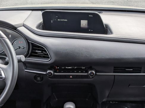 Used 2024 MAZDA CX-30 AWD 2.5 S w/ Select Sport Pkg image 17