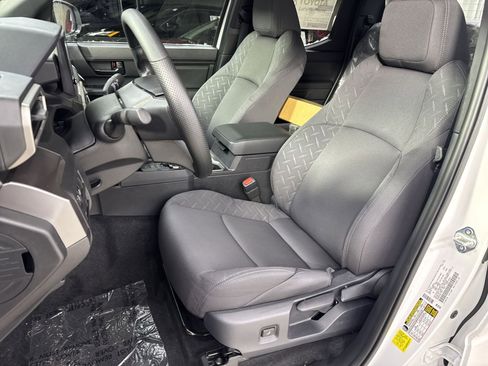 New 2025 Toyota Tacoma SR5 AWD/4WD image 13