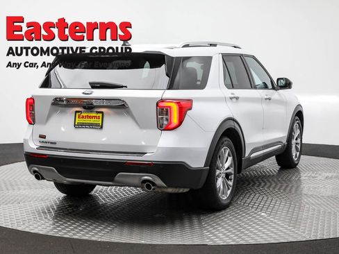 Used 2023 Ford Explorer Limited image 5