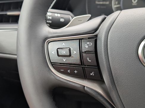 Certified 2025 Lexus ES 350 w/ Premium Package FWD image 22
