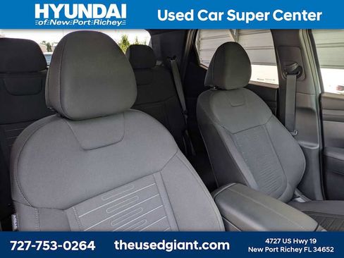 Certified 2026 Hyundai Santa Cruz SE FWD image 6
