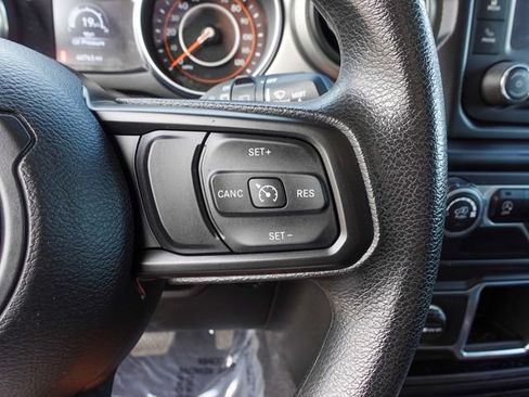 Used 2021 Jeep Wrangler Sport AWD/4WD image 16