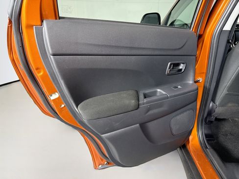 Used 2021 Mitsubishi Outlander Sport LE FWD image 25