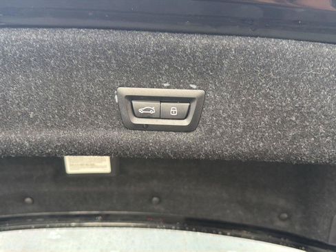 Used 2026 BMW 330i xDrive Sedan AWD/4WD image 31