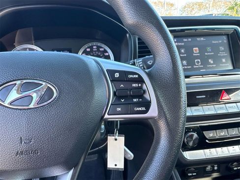 Used 2019 Hyundai Sonata SE image 25