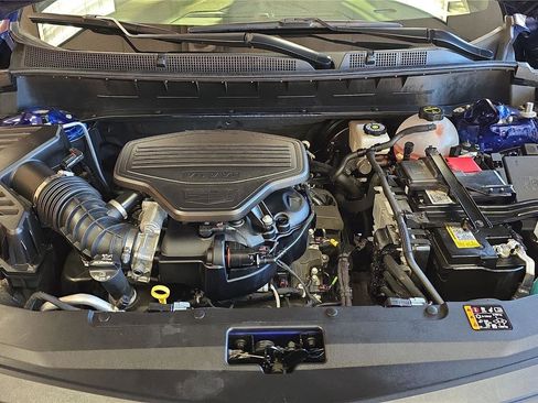 Used 2025 Cadillac XT6 Premium Luxury image 26