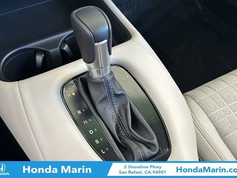 Used 2025 Honda HR-V LX image 26