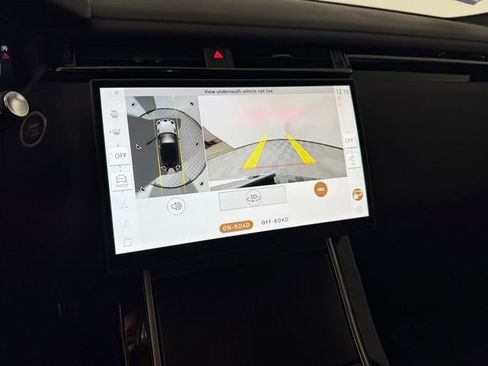 Certified 2026 Land Rover Range Rover Velar Dynamic SE image 19