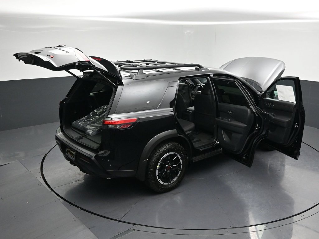 New 2026 Nissan Pathfinder Rock Creek w/ Rock Creek Premium Package AWD/4WD image 33