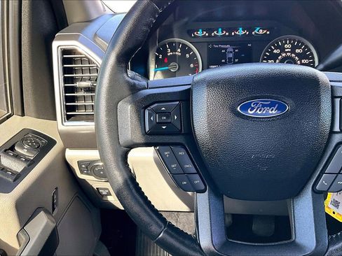 Used 2017 Ford F150 XLT w/ Equipment Group 302A Luxury image 17