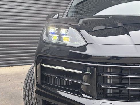 New 2026 Porsche Cayenne Coupe image 12