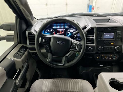 Used 2017 Ford F250 XLT AWD/4WD image 11