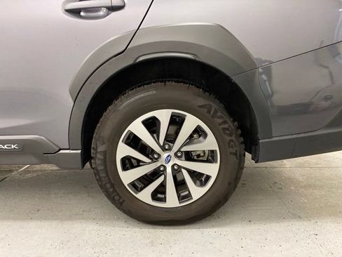Used 2025 Subaru Outback Premium AWD/4WD image 10